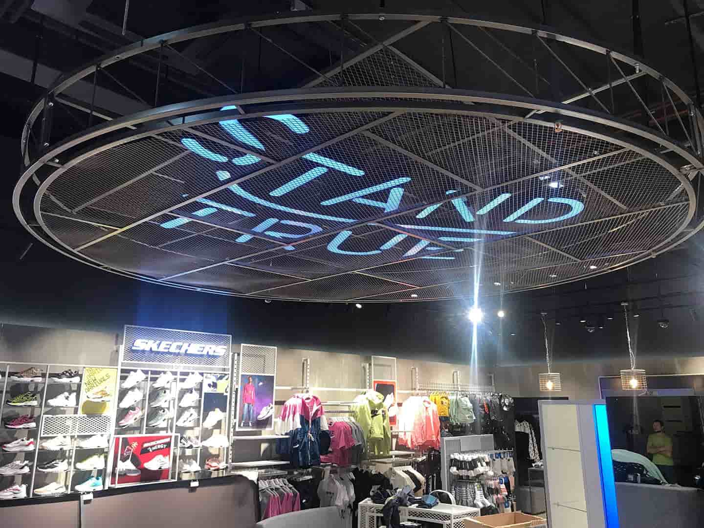 Изготовление рекламных конструкций в Москве на заказ | Купить наружные ...